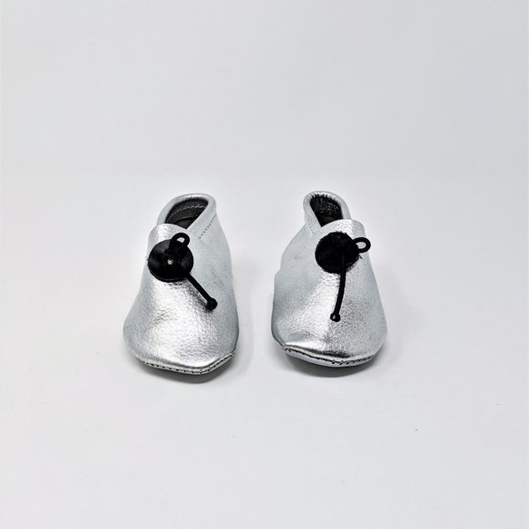 Baby / Toddler Silver Leather Mocassins Size 5, handmade in Morocco - Picture 7 of 8
